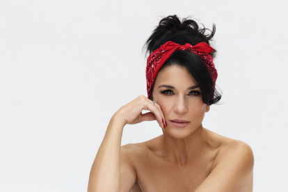 La artista alcanzó la fama en la adolescencia. Su propuesta musical unió baladas románticas y pop juvenil.