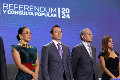 El presidente Daniel Noboa dispuso al Consejo Nacional Electoral que convoque a una consulta popular para ir a una Constituyente, sin consultarlo primero con la Corte Constitucional.