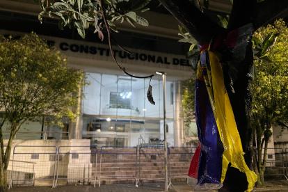 El edificio de la Corte Constitucional de Ecuador, centro de decisiones clave para la democracia.
