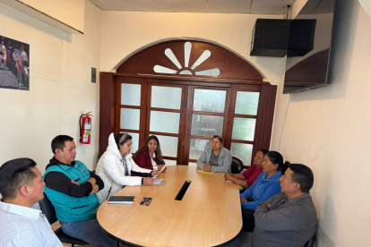 Comerciantes de plazas y mercados se reunieron para analizar las acciones que realizaran en el paro.