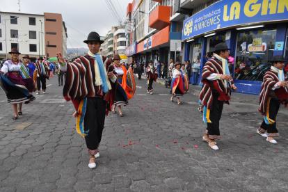 75 delegaciones participaran en la Mama Negra, que tendrá una duración de seis horas aproximadamente.