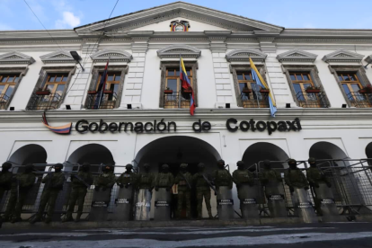La seguridad se ha reforzado en diversos puntos el país por motivos del paro nacional convocado por la Conaie.