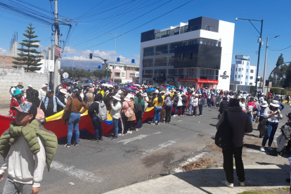 Ciudadanos, transportistas y algunos sectores de trabajadores, incluyendo denuncias de presión sobre docentes para movilizaciones.