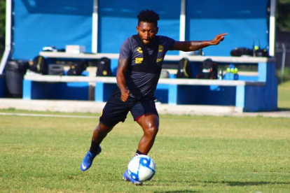 Jonathan González uno de los jugadores fallecidos en pocos días.