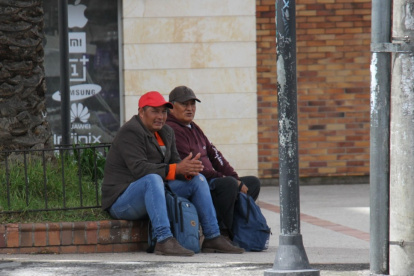 El subempleo tuvo una leve caída en agosto de 2025, según datos del INEC.