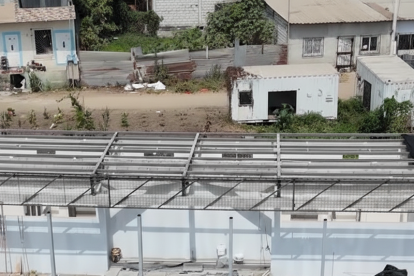 La cancha sintética en Monte Sinaí beneficiará a miles de vecinos y fortalecerá el deporte comunitario en Guayaquil.