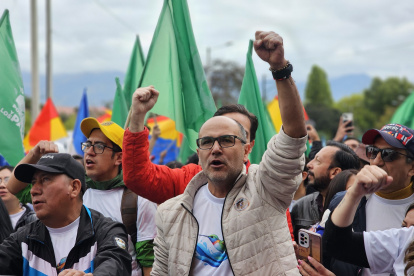 Juan Cristóbal Lloret fue sancionado con el pago de diez salarios básicos al Consejo Nacional Electoral por el cometimiento de una infracción electoral grave.