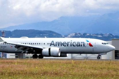 Los aviones no pudieron despegar debido a la tormenta eléctrica. Luego de la intensa lluvia, el Aeropuerto de Quito retomó las operaciones.