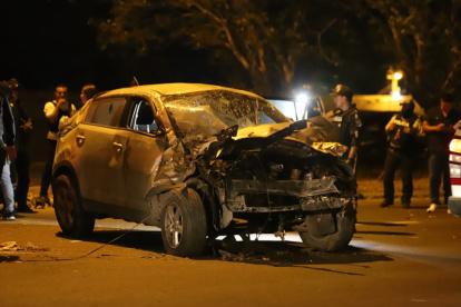 Así quedó el vehículo involucrado en el atentado.