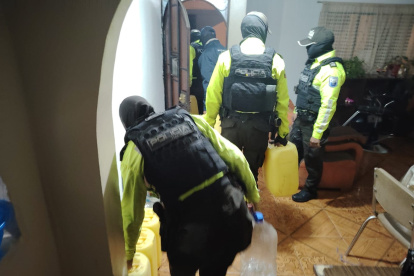 La licorería operaba en un inmueble de uso residencial en el sur de Quito.