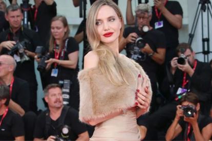 Angelina Jolie tiene 50 años.