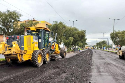 Desde este 27 de septiembre arranca la rehabilitación de los carriles centrales de la Galo Plaza, norte de Quito.
