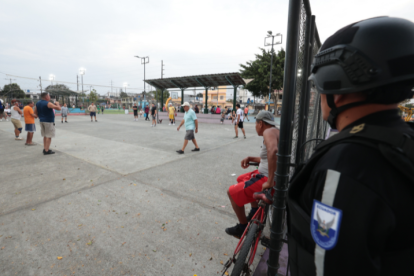 Seguridad. En Guayaquil, la inseguridad ha alcanzado niveles muy altos. Los ciudadanos piden el incremento de patrullajes por parte de la Policía.