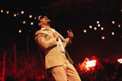 Mientras Bad Bunny hacía historia en el "Choliseo", agencias federales gestionaban una amenaza contra su vida