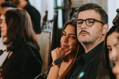 El programa, aprobado de forma unánime en el Concejo Cantonal, busca garantizar que personas con discapacidad auditiva puedan acceder a servicios de salud, educación, trámites legales y atención ciudadana sin barreras.