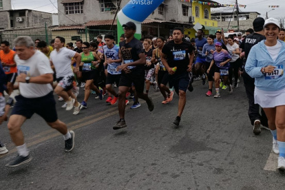 Guayaquil celebró la Carrera 4K ZUMAR con más de 600 atletas y fiesta ciudadana