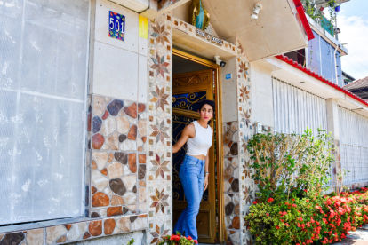 Miedo. Las personas deben salir de sus viviendas con mucha precaución. Hay un alto índice de atracos.