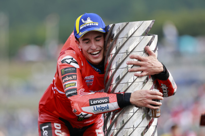 Con 32 años, Marc Márquez se coronó en Japón. La espera de títulos tenía ya 6 años  .