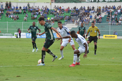 Emelec visitó a Orense en la fecha 30 de la LigaPro 2025