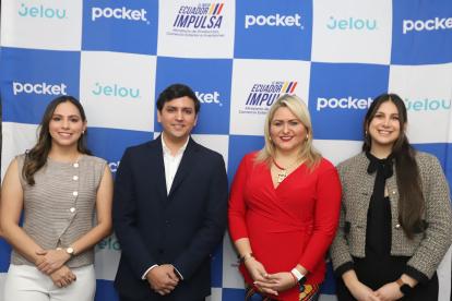 Claudia Garzón, representante de Soluinteg; Javier Salazar, Director of Sales SMBs de Pocket; María José Muñoz, Directora de Emprendimiento e Innovación Empresarial; Katherine Argudo, content creator de Pocket, participaron en el evento del Ministerio de Producción que se realizó para apoyar a las pymes.