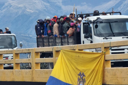 Comuneros de Cotacachi se organizan para vigilar su territorio ante alerta comunitaria