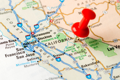 California exige que las empresas asuman responsabilidad por decisiones laborales tomadas con inteligencia artificial.