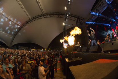 El merenguero Elvis Crespo participará de La Gran Feria de Guayaquil 2025.