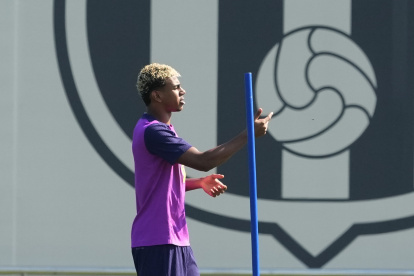 Lamine Yamal está listo para jugar su primer partido de la Champions League 2025.