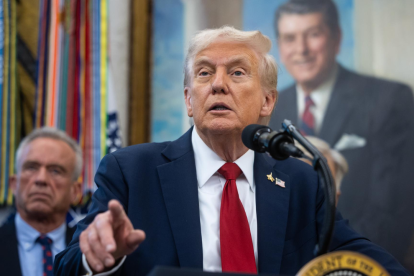 Donald Trump acusa al partido demócrata de ocasionar el cierre del Gobierno federal.