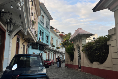 El Cerro Santa Ana guarda arte, historia y vistas que definen el alma de Guayaquil.