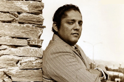 Joam Burbano, cantautor que alcanzó notoriedad al interpretar a Julio Jaramillo en el reality Yo me llamo, interpretará los temas.