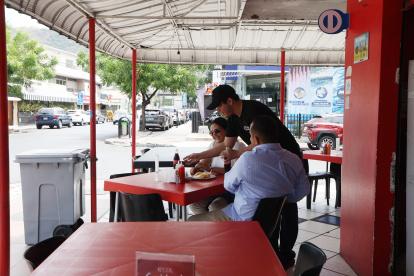 La ciudadela Miraflores, en el norte de Guayaquil, ofrece variedad de sabores en sus restaurantes. Ahí se propone un corredor gastronómico.