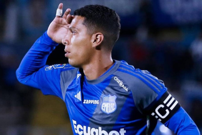 Luis Fernando León, zaguero de Emelec, es uno de los capitanes del equipo.