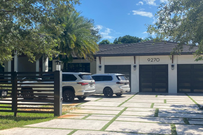 Este es una imagen del exterior de la casa de Xavier Jordán en Miami.