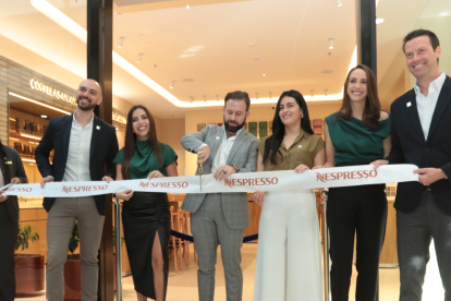 Bruno Borges, Alejandra Martin, Jaime Uquillas, Alejandra Alvarado, Viviana Valdiviezo y Marcos Djinishian.