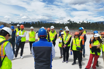 Autoridades del BID y Agencia Española verificaron que la construcción de la Planta de Tratamiento de Agua de Calderón.