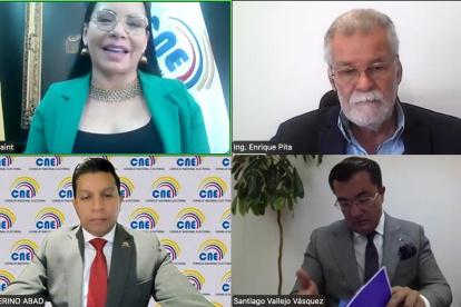 El pleno del Consejo Nacional Electoral suele sesionar de manera virtual.