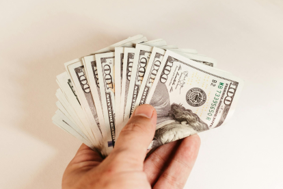 El Bono Incentivo Emprende 2025 busca apoyar a emprendedores ecuatorianos con $ 1.000 para impulsar sus negocios.