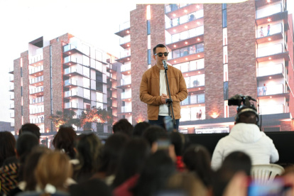 El presidente Daniel Noboa cumple agenda en comunidades indígenas en medio del paro nacional convocado por la Conaie.