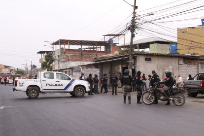 En este taller se cometió el triple crimen que, según las primeras investigaciones, estaría relacionado con extorsiones.