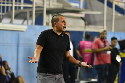 El técnico colombiano Juan Pablo Buch buscará cambiar el irregular momento de Aucas.
