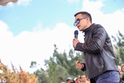 Referencial. El presidente Daniel Noboa fue víctima de un ataque mientras se trasladaba en caravana oficial hacia la comunidad de Sigsihuayco.