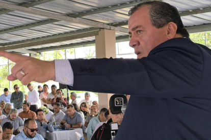 Abel Gómez es el presidente de la Federación Nacional de Transporte Público de Pasajeros del Ecuador (Fenacotip).