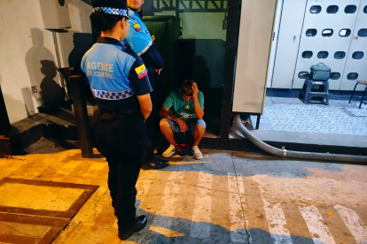 El hecho se registró en un local comercial de la zona.