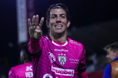 Michael Hoyos se mandó 4 goles ante Gualaceo.