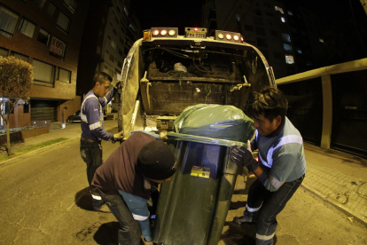 El retiro del cobro de la tasa de recolección de basura aplica para 41 cantones, entre ellos Quito.