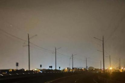 Las luminarias no funcionan debido al robo de cables, según informó el Municipio. Sin embargo, la institución aún no las repara.