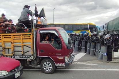 El ECU 911 reporta cierres en vías de Imbabura y Pichincha por el paro nacional.