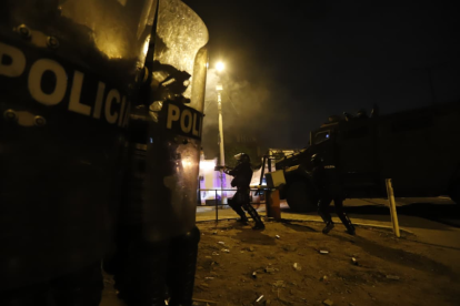 En Quito se dieron varios enfrentamientos entre la fuerza pública y manifestantes.
