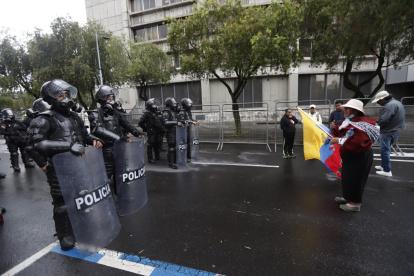 Las protestas han generado bloqueos en rutas clave, especialmente en Imbabura y Pichincha